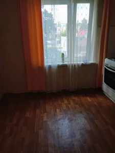 3- ех комнатную квартиру