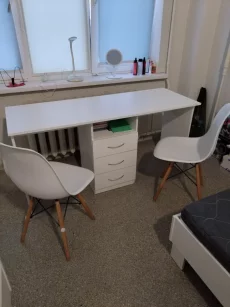 Стол на двоих