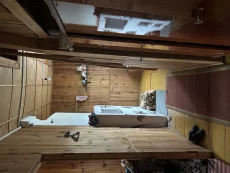 Дача рядом с городом с баней