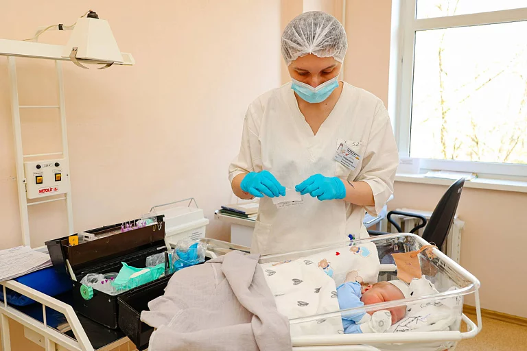 Материнство – это инвестиция? Правительство делает ставку на материальное благосостояние матерей