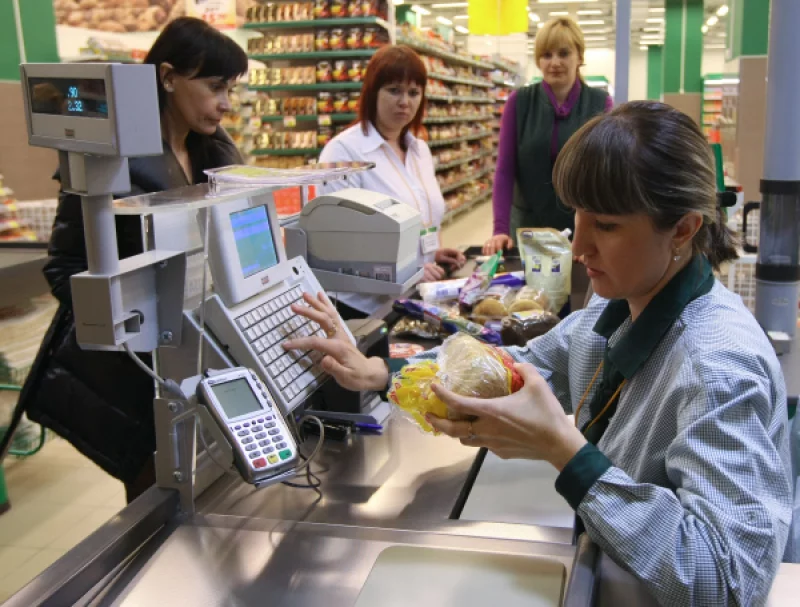 «Копеечку будем должны». Что делать, если в магазинах недодают сдачу?