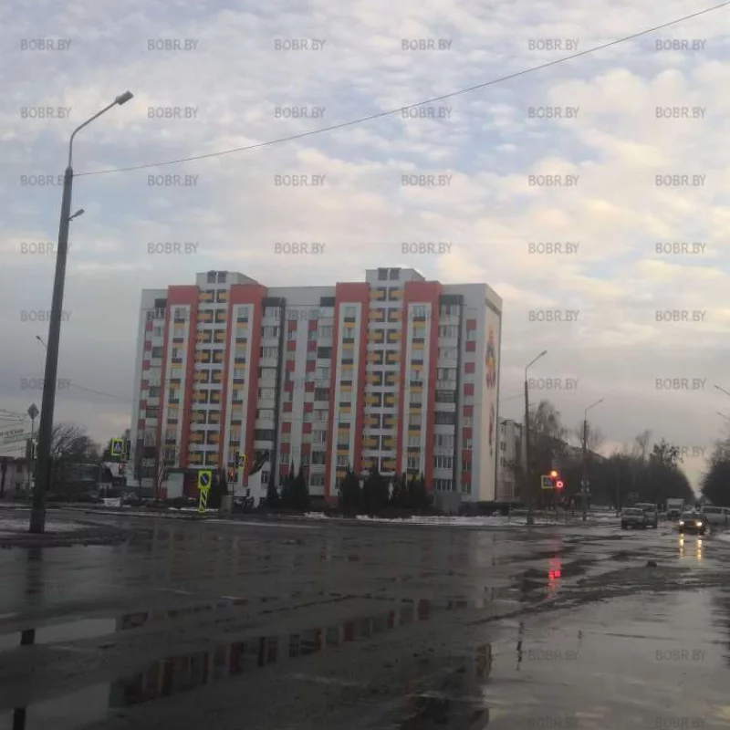 Красиво покрашенный фасад дома 