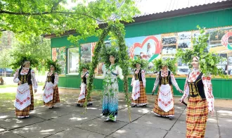Троица, 466-летие Петровичей и юбилей «Спадарушкі»: в Бобруйском районе прошел особый праздник