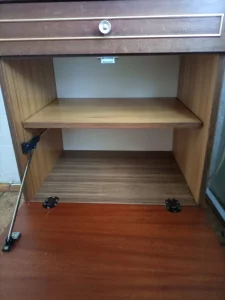 Тумбочки прикроватные