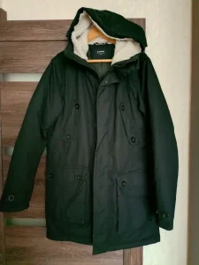 Продам куртку зимнюю.
