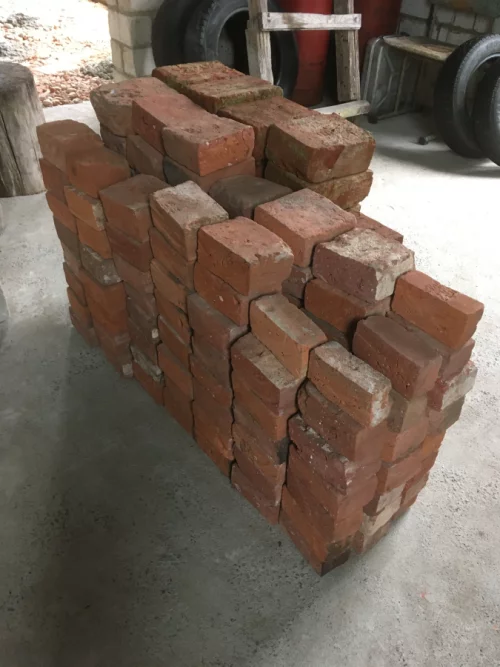 Половинки старинного кирпича Розенберг