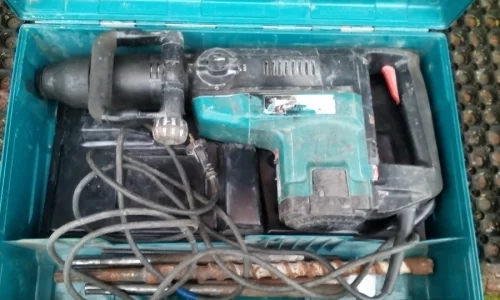 Перфоратор Makita HR5201C