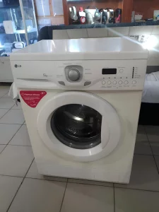 Стиральная машинка LG 5кг (150 руб)