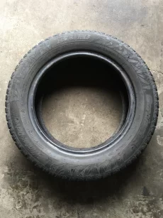 Зимние покрышки легковые 195/60/15