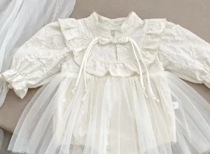 Платье на девочку новое