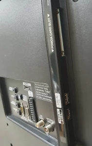 Телевизор LG 32" Full HD