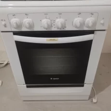 продам газовую плиту