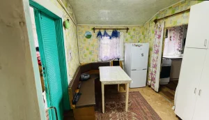 Просторный дом с газ. отоплением и мансардой по ул. Дунаевского