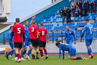  «Белшина» не справилась с «Днепром» в Могилеве, завершив матч в меньшинстве