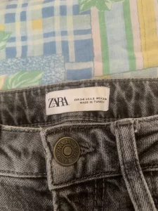 Продам женские фирменные джинсы