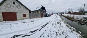 Участок с начатым строительством