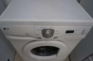 Стиральная машинка LG 5кг (150 руб)