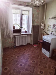 2х комнатная квартира по адресу 50лет влксм 52