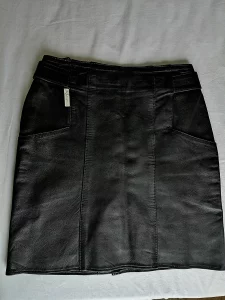 Юбка натуральная кожа короткая