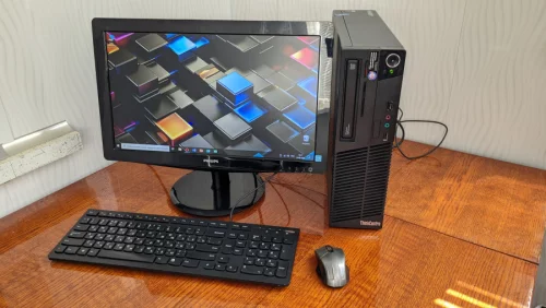 Lenovo ThinkCentre Core i3 8GB SSD