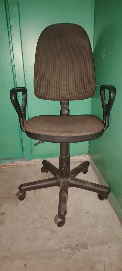 Стул компьютерный