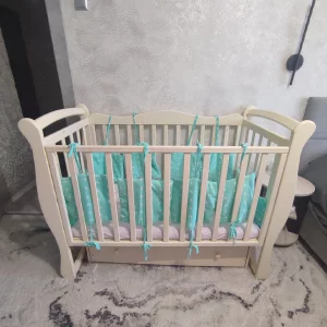 Продам кроватку