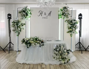 Оформление свадебных залов, выездных регистраций