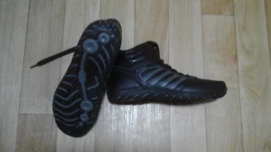 Ботинки для мальчика деми 36 и 37р