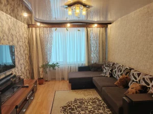 Квартира трёх комнатная