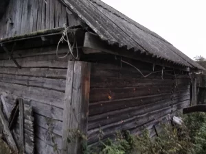 Крепкий сруб под разбор
