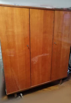 Шкаф. Даром