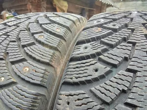 Резина зимняя.р 16.и р15