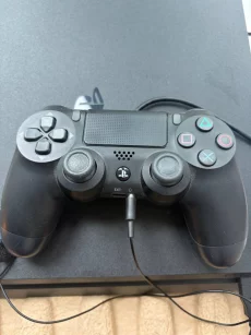 PlayStation 4 Slim (9.5 из 10)