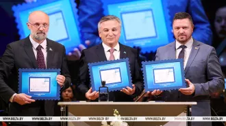 Беларусь отметила 80-летие ООН новой маркой, отпечатанной в Бобруйске