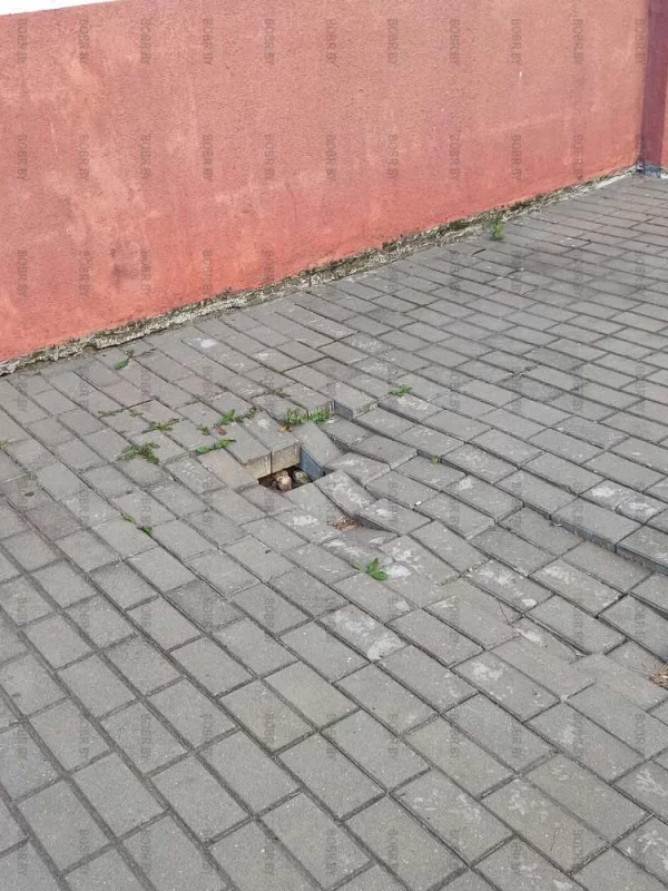 Зачем ремонтировать тротуар, да?