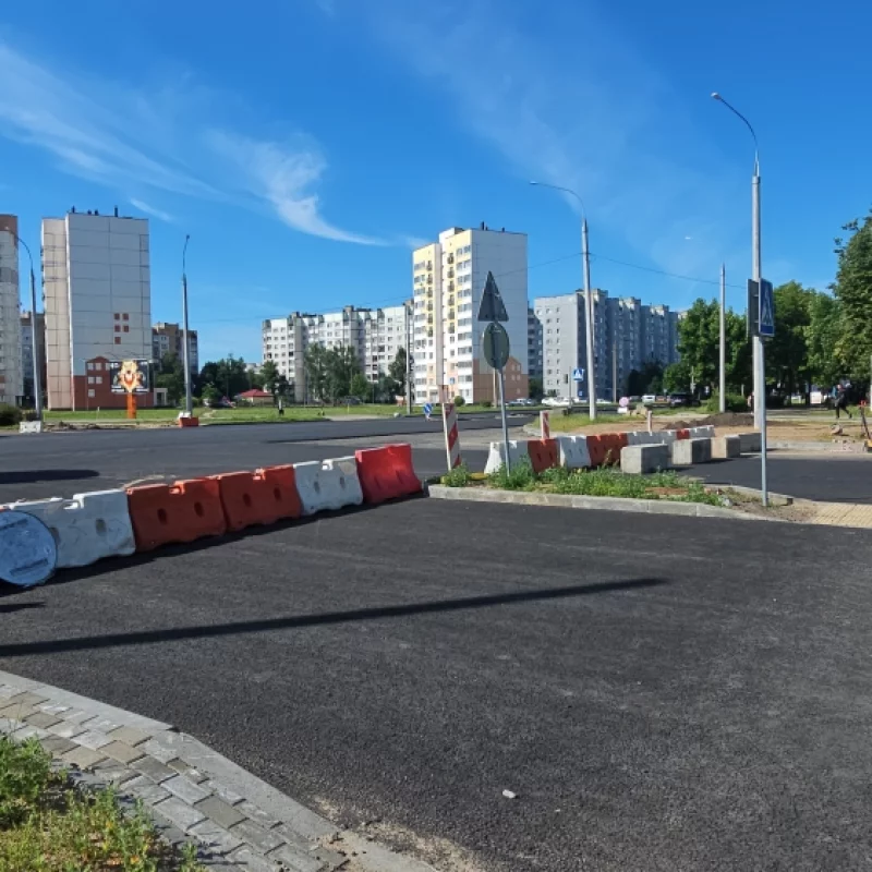 Ульяновскую на подъезде к больнице полностью перекрыли
