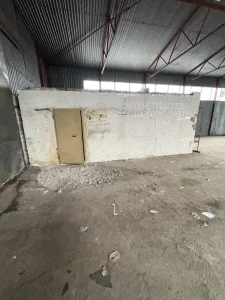 Складское помещение с прилегающей территорией рядом с бест клубом