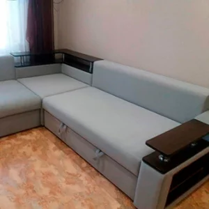 Мягкий уголок в отличном состоянии. Можем привезти