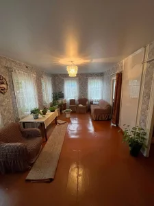 Часть дома с отд входом в начале ул. Рогачевская. 11500 у.е