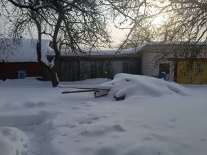 Дом с газ. отопл. и уч. 12 сот. по ул. Набережная (Форштадт)