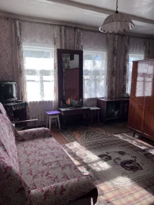 Пол дома ул. Заря, (р-н 6 микрорайона) г. Бобруйск
