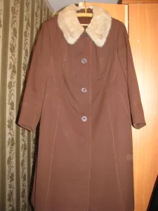 Продам пальто женское зимнее размер 52-54
