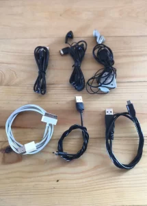 Наушники и дата-кабели для разных моделей