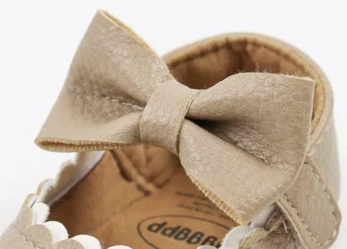 Детская обувь на девочку