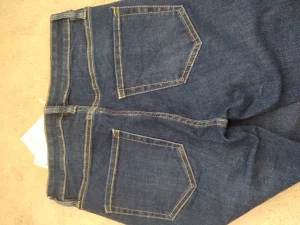 Джинсы Mango, новые, р 34 - 35 руб