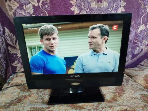 Телевизор ЖК Витязь небольшой-продам