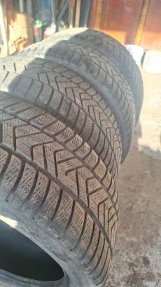 Зимнюю резину 20/245/45