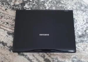 Ноутбук Samsung
