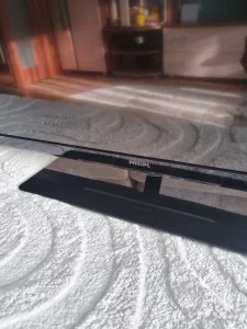 Телевизор большой