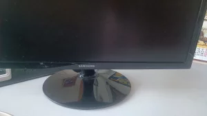 Монитор Samsung